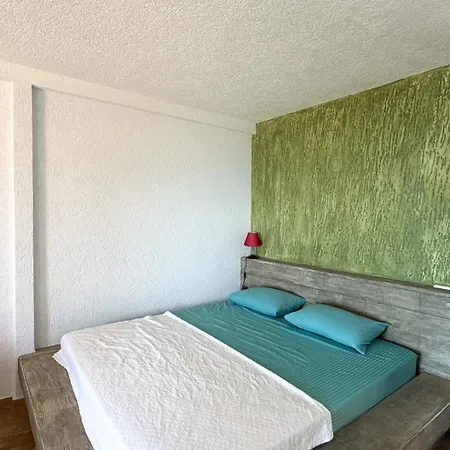 Habitación en casa particular Alinca Elm